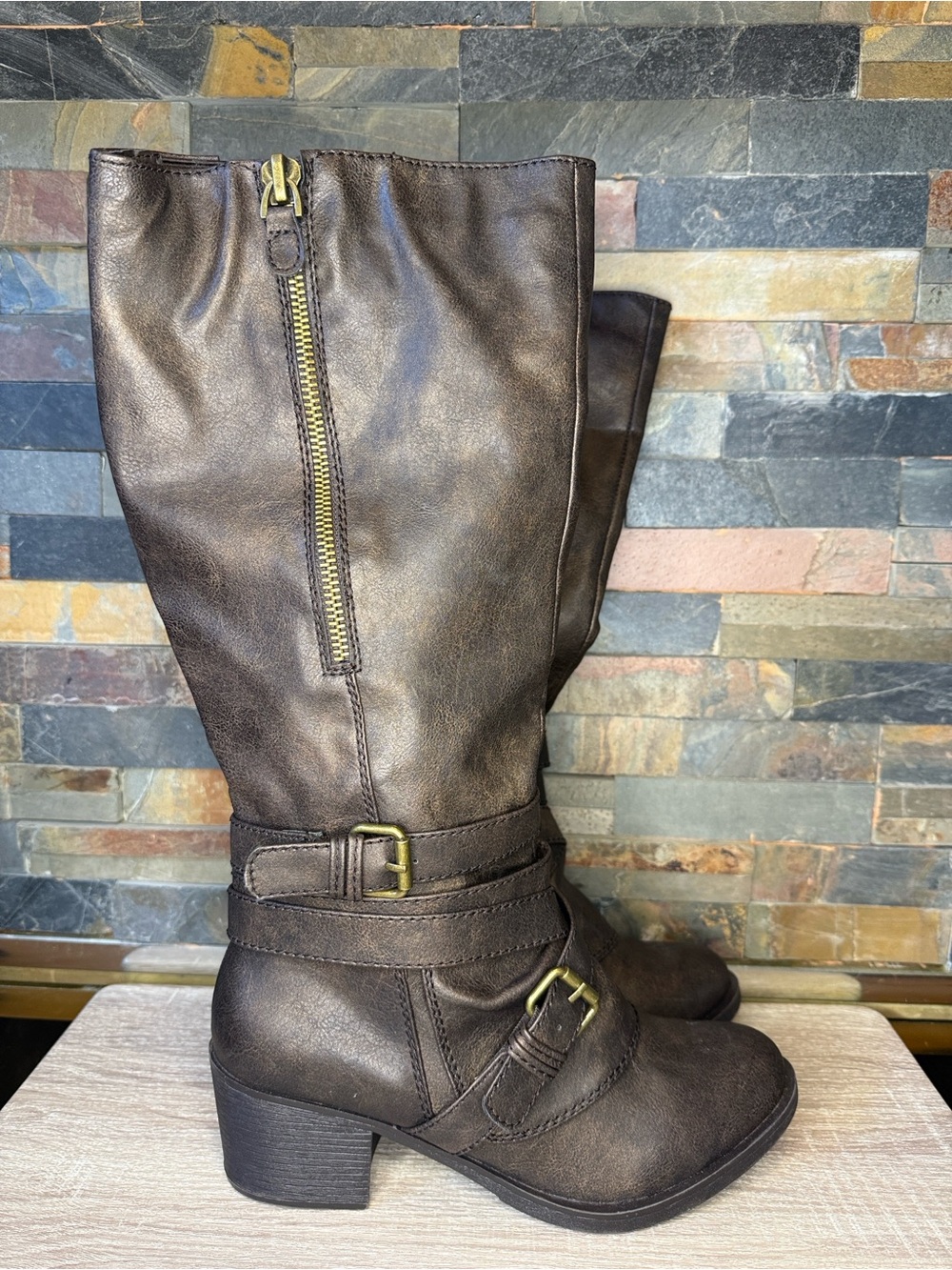 SO American heritage  Brown Buckle Boots